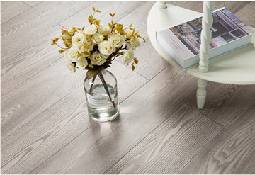 OPD-FS5205多層實(shí)木鎖扣地?zé)岬匕?/></a>
					<a href=