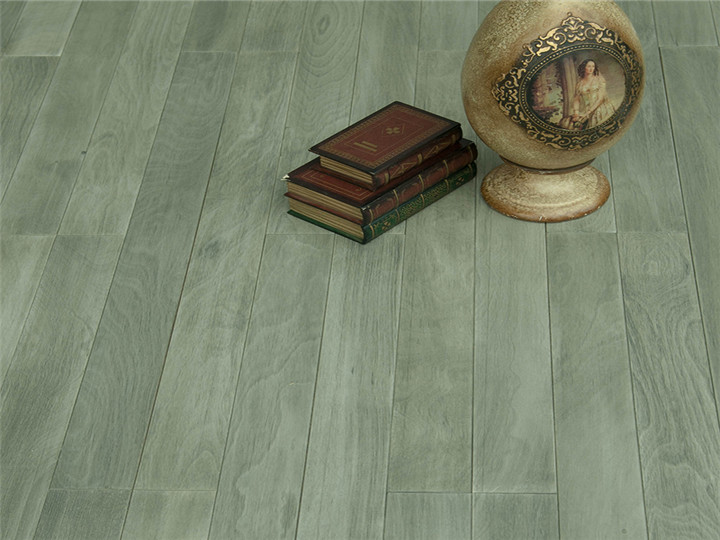 多層實(shí)木地板